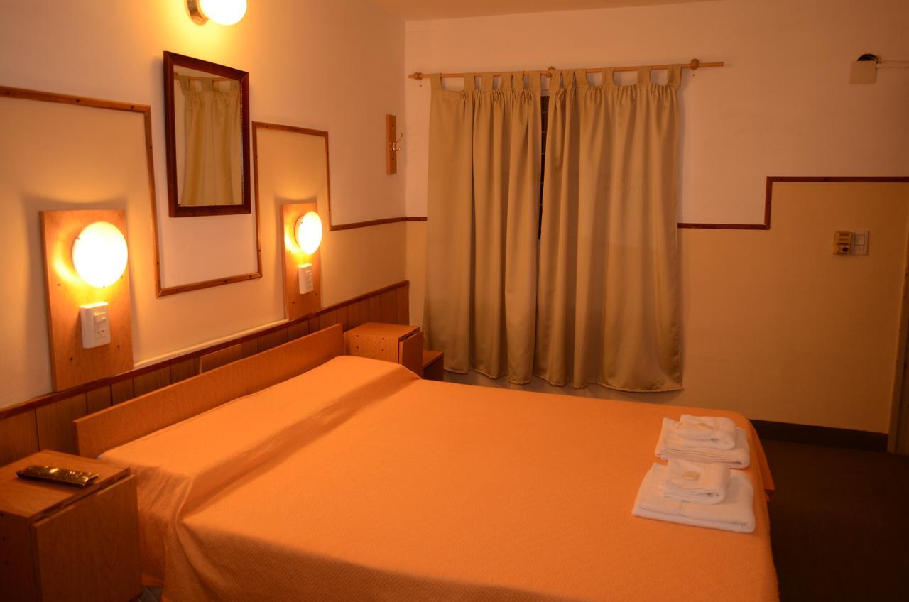 Hotel Residencial Don Marcos Paraná Екстериор снимка